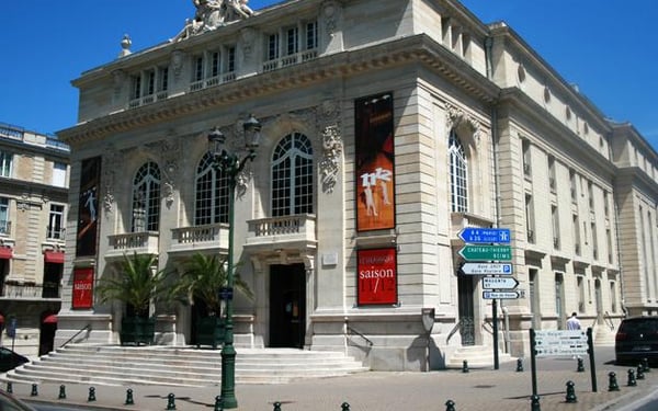 Le Salmanazar, Théâtre Gabrielle Dorziat