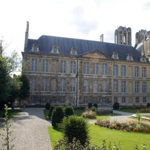 Palais du Tau