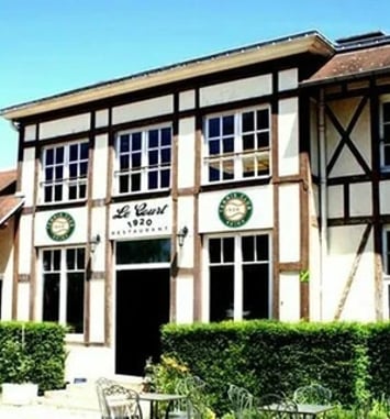 Visite libre d'un Tennis Club historique
