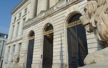 Levez les yeux ! Visite de l'Hôtel de Ville
