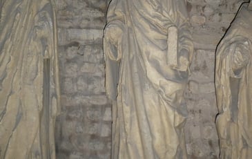 Visites guidées des moulages dans les tribunes de la basilique Saint-Remi