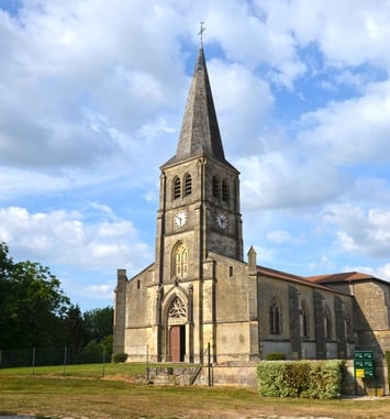 Découverte de l'église des Charmontois et d'une exposition de photographies animalières