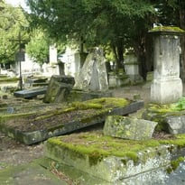 Visite libre du « père Lachaise rémois »