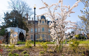 Muséobébé : Regarde dans le jardin
