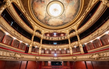 Visite du théâtre Gabriel-Dorziat