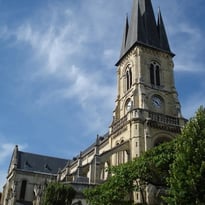 Découverte d'une église dédiée à saint André et à sainte Catherine