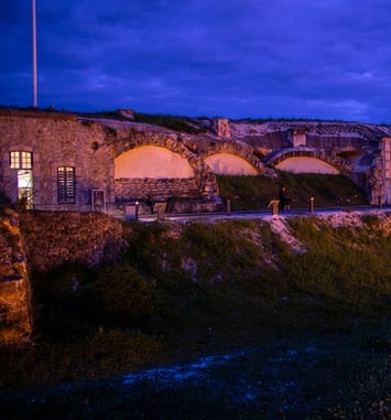 Fort, food et film