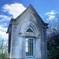 A la rencontre des Ménéhildiens célèbres : visite insolite du cimetière du Château