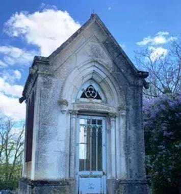 A la rencontre des Ménéhildiens célèbres : visite insolite du cimetière du Château