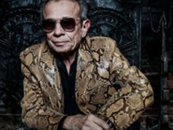 Philippe Manœuvre, Un enfant du rock raconte
